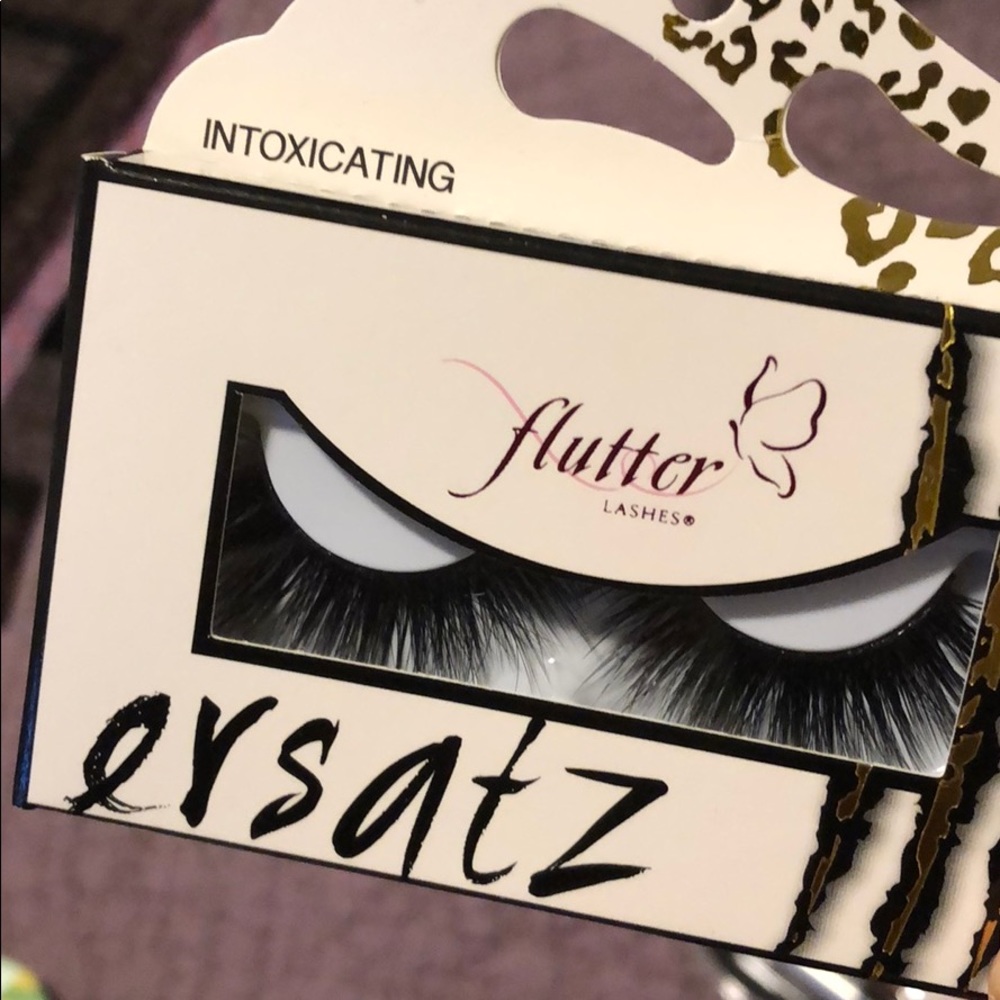 Flutter Lashes “Intoxicating”